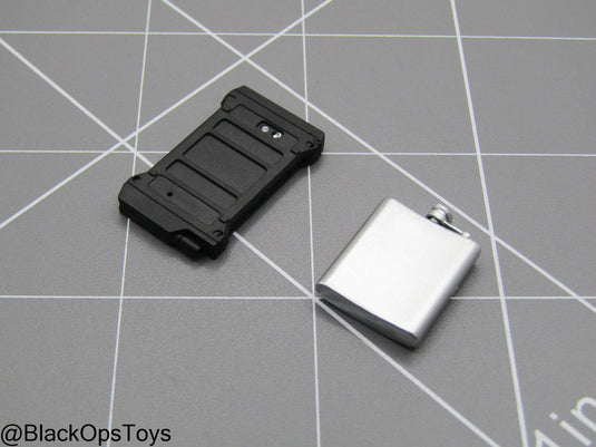 Damnation - The American Agent - Smartphone w/Flask