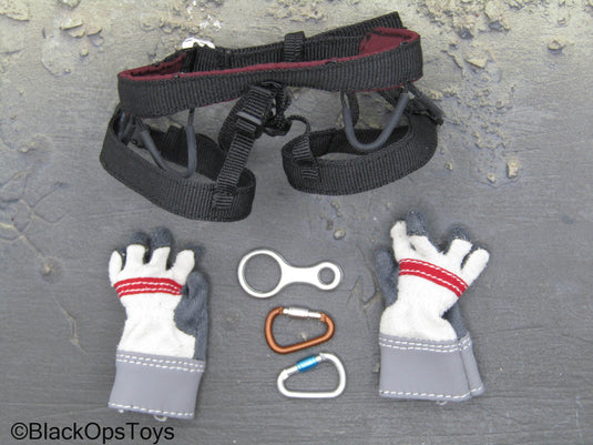 PLA Special Forces - Rappelling Harness w/Gloves & Carabiners