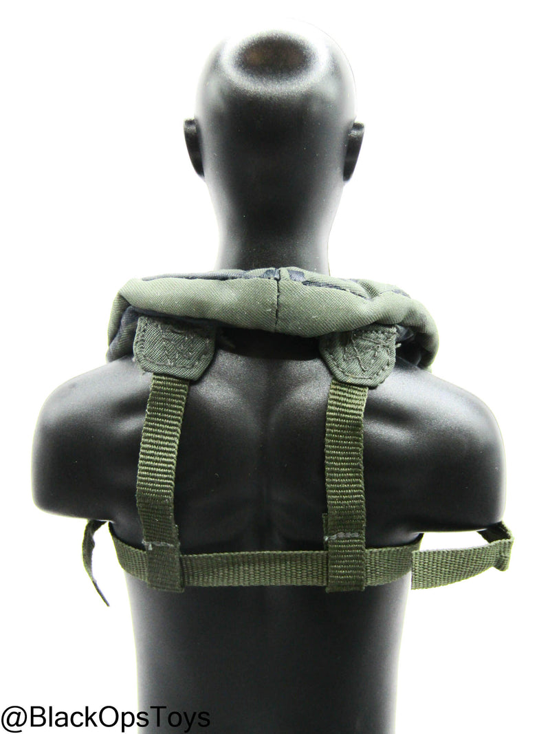 Load image into Gallery viewer, Vietnam Era OD Green Floatation Vest
