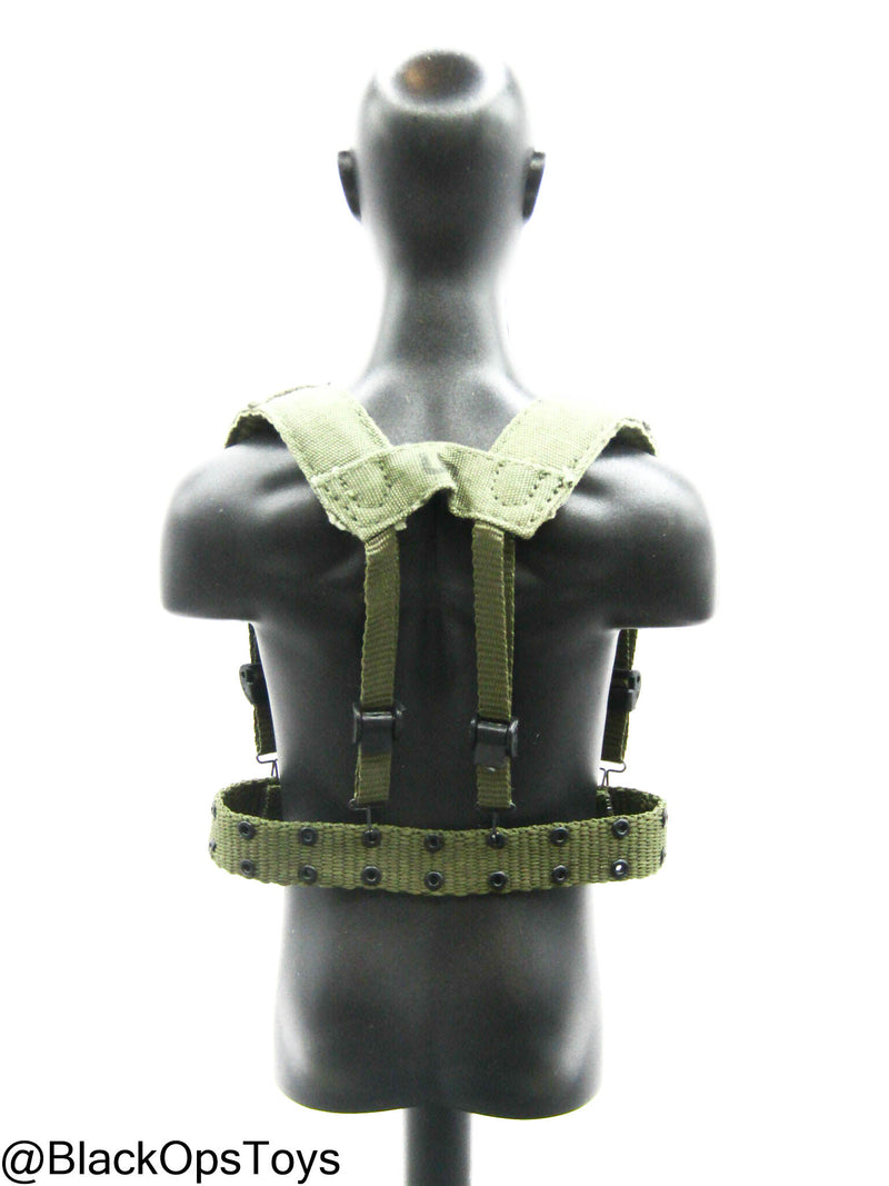 Load image into Gallery viewer, Vietnam Era OD Green Rivet Belt w/Harness
