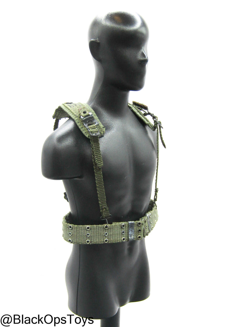 Load image into Gallery viewer, Vietnam Era OD Green Rivet Belt w/Harness
