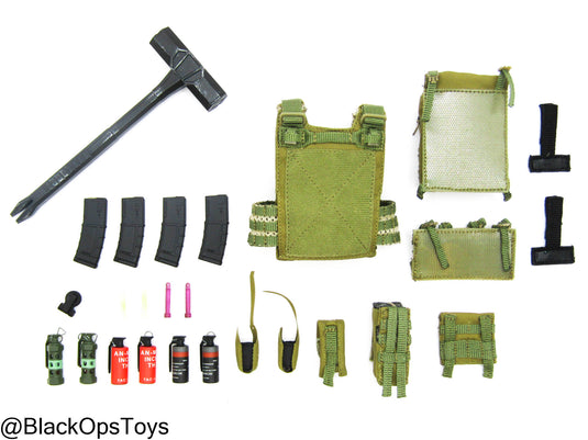Bravo 0-6 Countdown - FDE Tan Plate Carrier w/Breaching Tool & Pouch Set