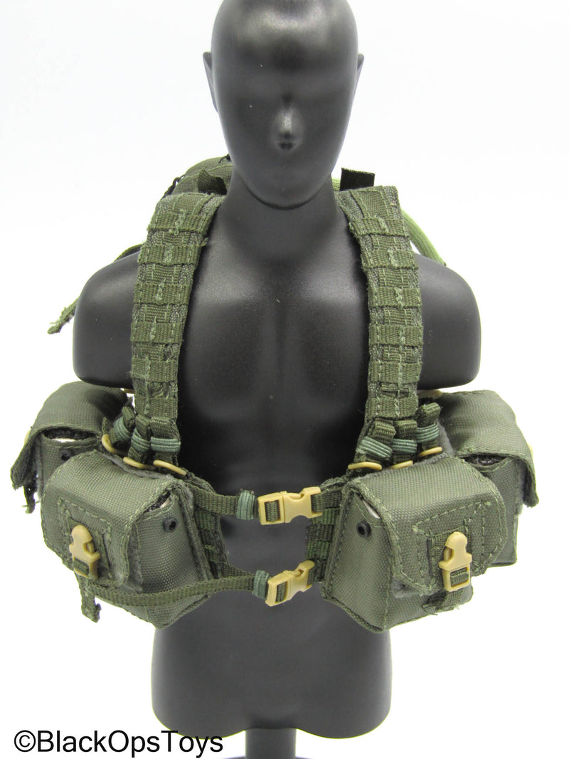 Load image into Gallery viewer, Green MOLLE H-Harness Combat Vest - MINT IN BOX
