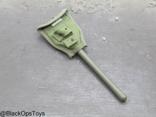 Vietnam War - USMC In Hue - OD Green Metal Entrenching Tool w/Pouch