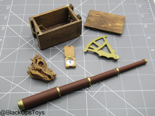 Indiana Jones - Wooden Box w/Mapping Tools & Artifact