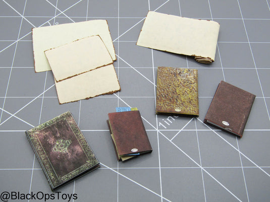Indiana Jones - Book of the Dead w/Artifact Set