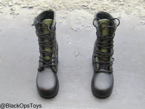 Vietnam War - USMC In Hue - Jungle Boots (Foot Type)