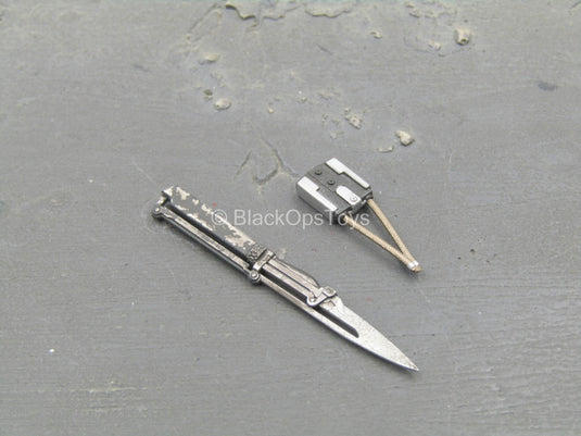 The Mandalorian Deluxe - Chest Armor w/Jetpack, Weapon, & Gear Set