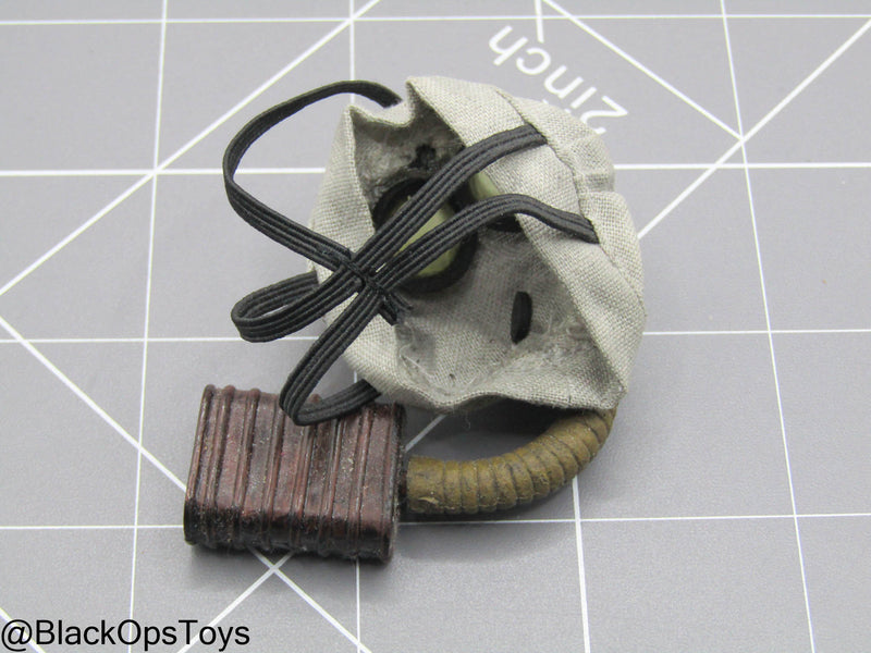 Load image into Gallery viewer, Indiana Jones - Gas Mask
