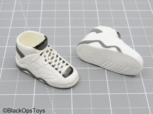 White Sneaker Shoes (Foot Type)