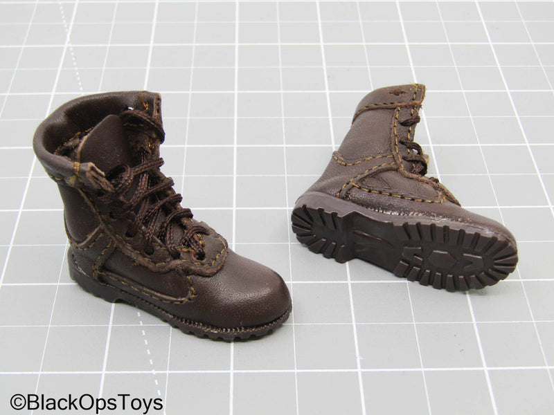 Load image into Gallery viewer, Brown Combat Boots (Foot Type)
