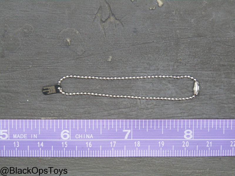 Load image into Gallery viewer, Vietnam War - USMC In Hue - METAL Dog Tag w/Chain
