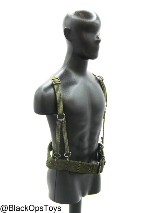 Vietnam War - USMC In Hue - OD Green Rivet Belt w/Harness