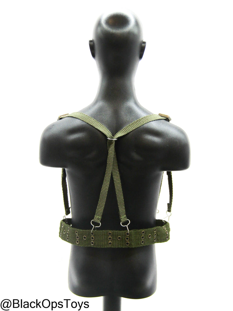 Load image into Gallery viewer, Vietnam War - USMC In Hue - OD Green Rivet Belt w/Harness
