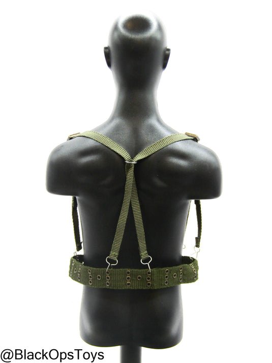 Vietnam War - USMC In Hue - OD Green Rivet Belt w/Harness
