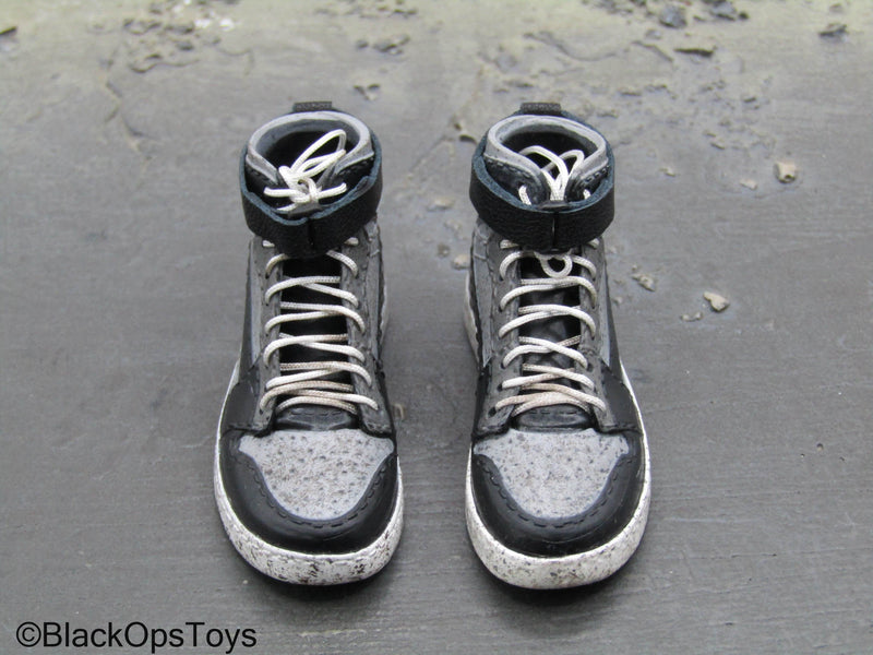 Load image into Gallery viewer, The Division 2 Caleb Dunne Agent - Hi-Top Shoes (Foot Type)
