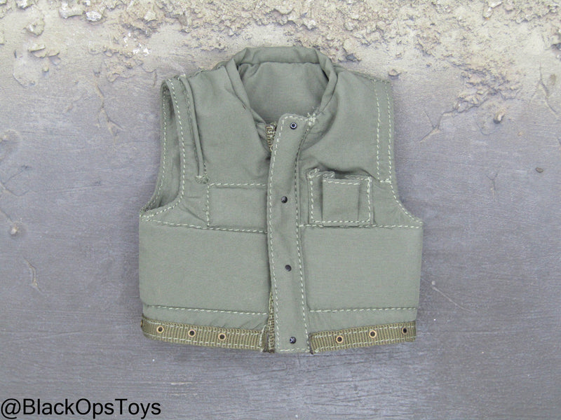 Load image into Gallery viewer, Vietnam War - Hospital Corpsman - OD Green M1955 Flak Vest

