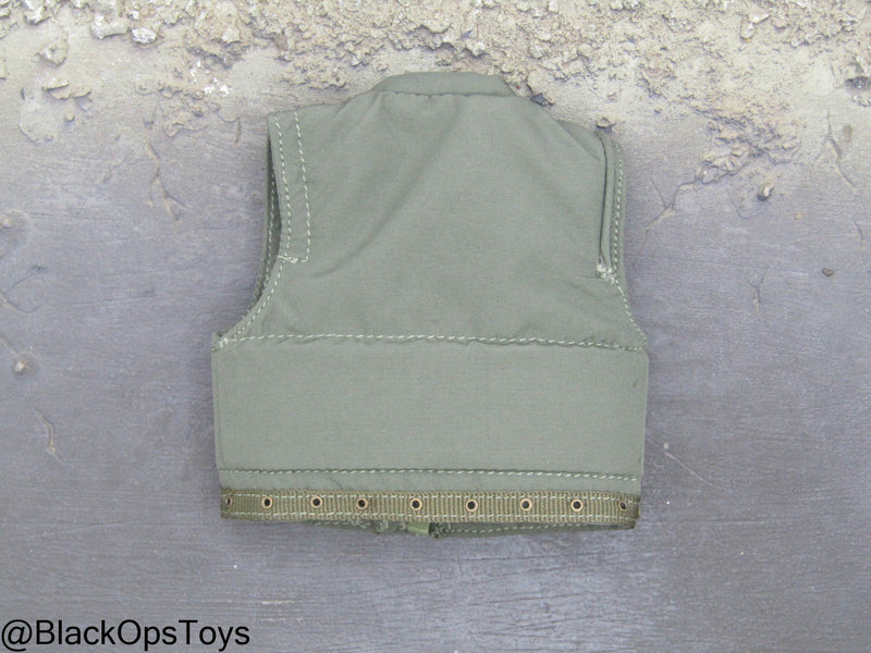 Load image into Gallery viewer, Vietnam War - Hospital Corpsman - OD Green M1955 Flak Vest
