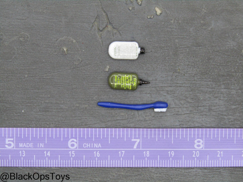 Load image into Gallery viewer, Vietnam War - Hospital Corpsman - Toothbrush w/Gun Oil &amp; Insect Repellent Set
