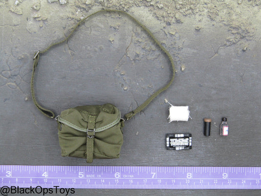 Vietnam War - Hospital Corpsman - M3 Shoulder Bag w/Medical Supplies Set