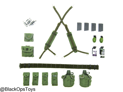 Vietnam War - Hospital Corpsman - Rivet Belt w/Harness & Pouch Set