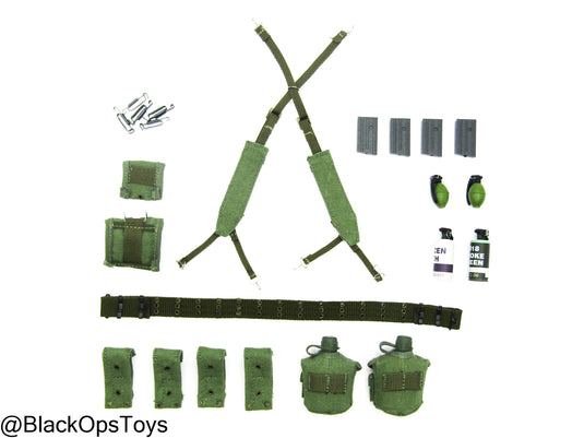 Vietnam War - Hospital Corpsman - Rivet Belt w/Harness & Pouch Set