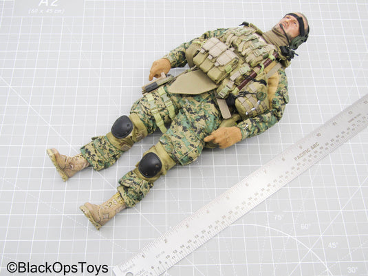 Male USMC Marine Full Dressed Body w/Pistol, Gear Set, & Stand