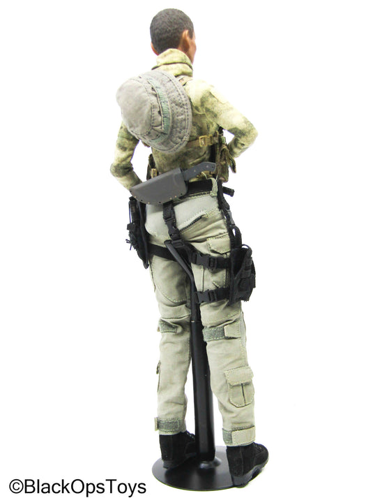 Custom Probuilt Female Full Dressed Body w/Rifle & Gear Set