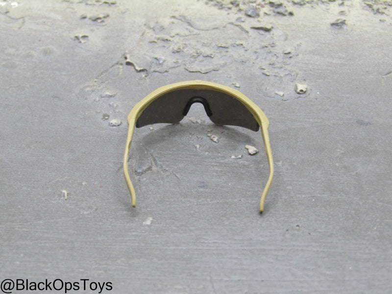 Load image into Gallery viewer, British Army Gurkhas - Coyote Tan Sawfly Glasses
