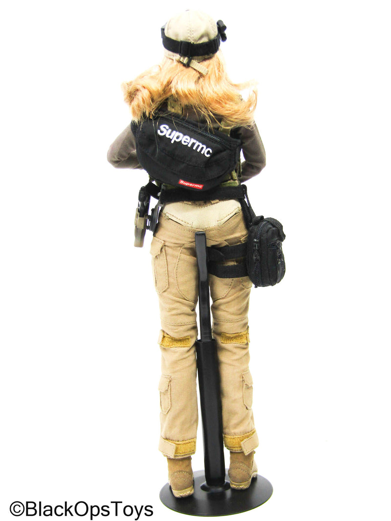 Load image into Gallery viewer, Custom Blonde Female Full Dressed Body w/Rifle &amp; Gear Set
