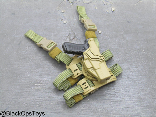 British Army Gurkhas - Pistol w/Drop Leg Holster