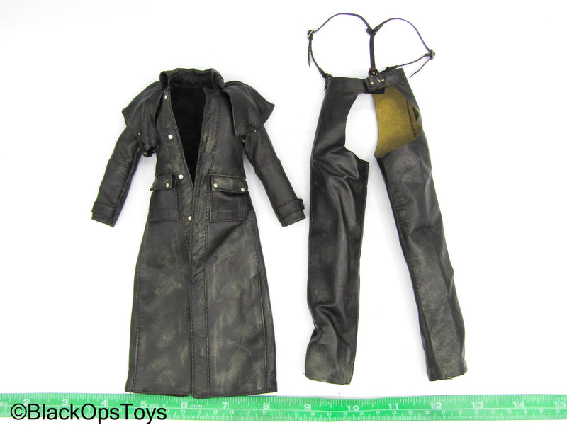 Load image into Gallery viewer, Goddess of Wilderness - Shadi - Leather-Like Long Coat w/Chaps
