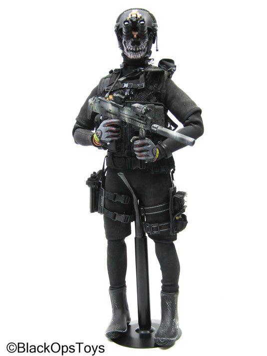 Male Navy Seal Full Dressed Body w/Stand, Weapons, & Gear Set