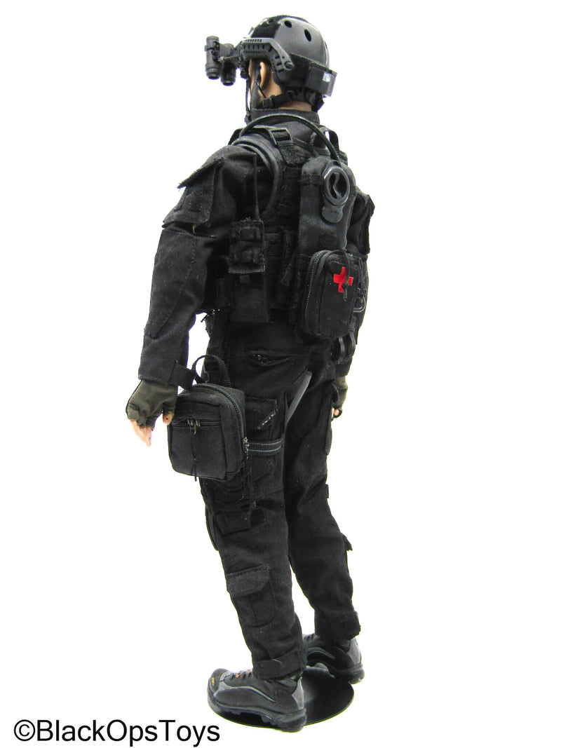 Load image into Gallery viewer, Custom Male FBI Full Dressed Body w/Headsculpt &amp; Gear Set
