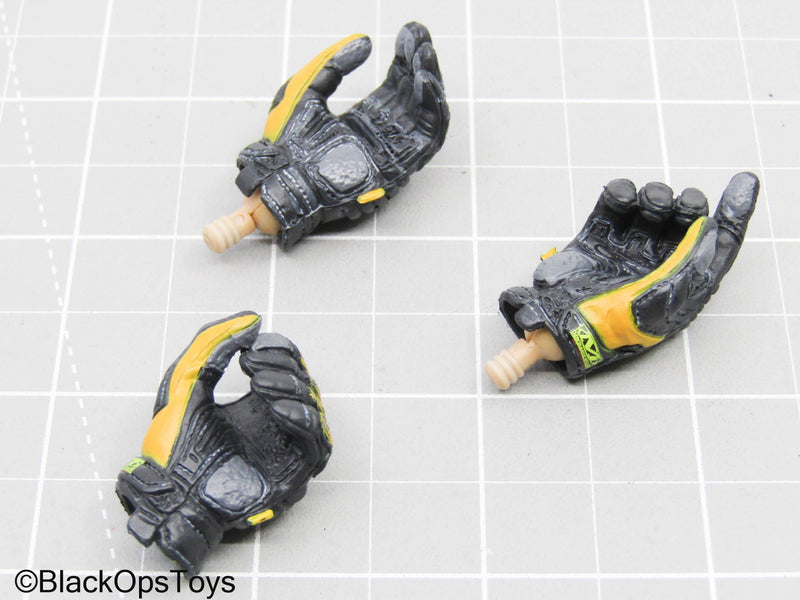 Load image into Gallery viewer, Black &amp; Yellow Gloved Hands (x3) w/Pegs
