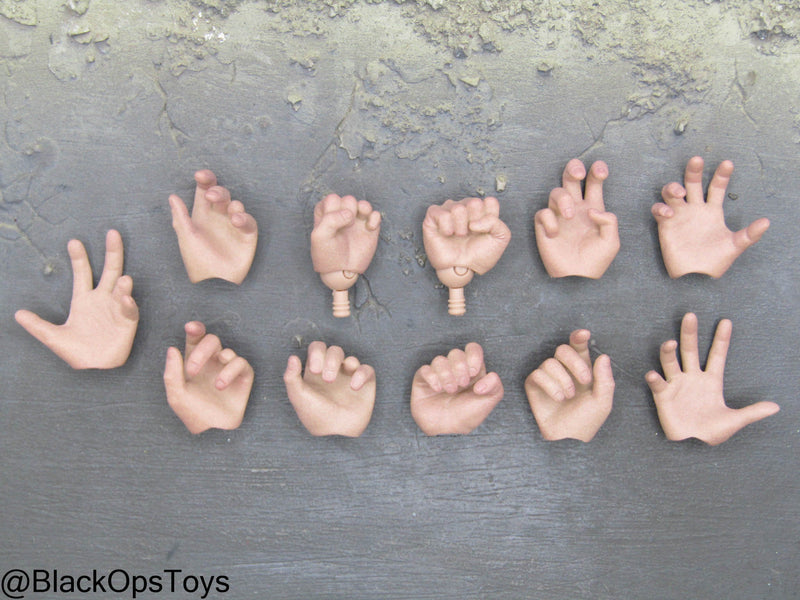 Load image into Gallery viewer, John Wick Chapter 4 - Male Hand Set (x11) w/Left Hands Missing Ring Finger
