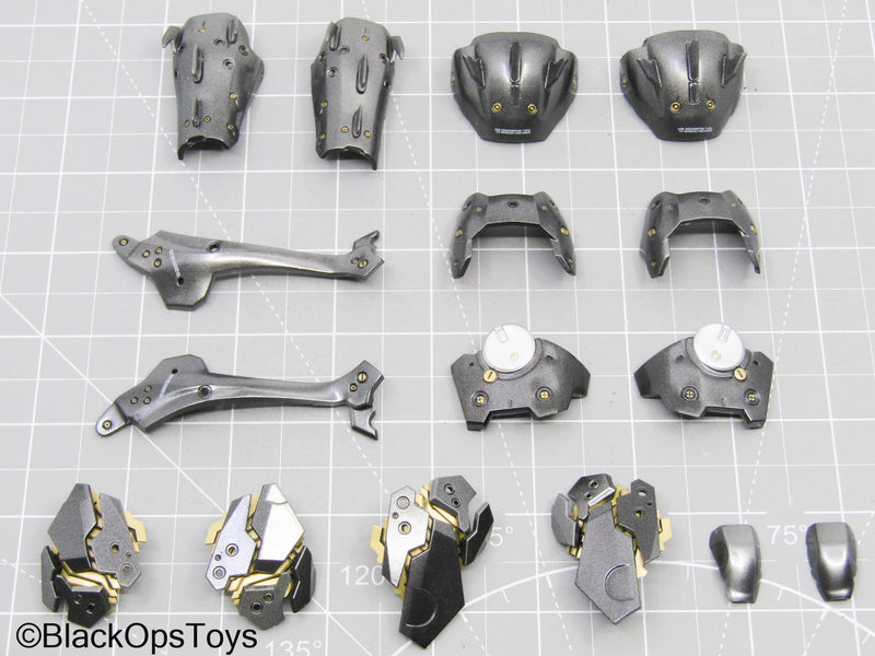 Load image into Gallery viewer, Metal Gear - Raiden Armor Parts (Hot Toys)
