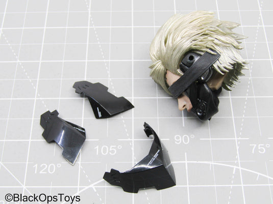 Metal Gear - Custom Raiden Headsculpt w/Faceplate (Hot Toys)