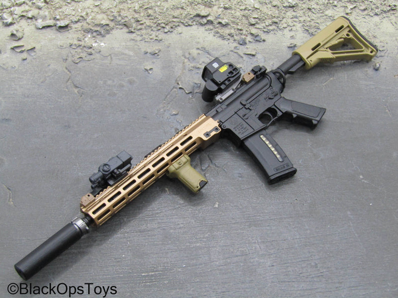 Load image into Gallery viewer, HRT Team Leader Shotshow Exclusive - M4 URGI Assault Rifle w/Attachments
