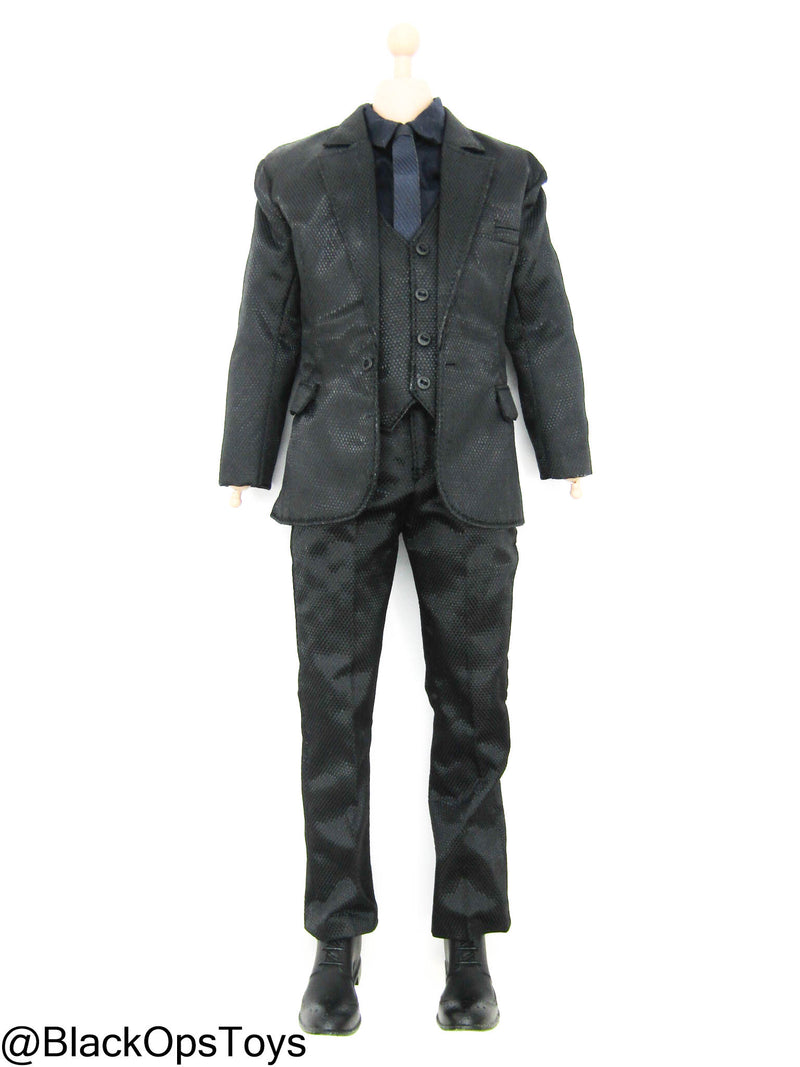 Load image into Gallery viewer, Gangsters Kingdom - Diamond 8 Joy - Male Black Suited Base Body
