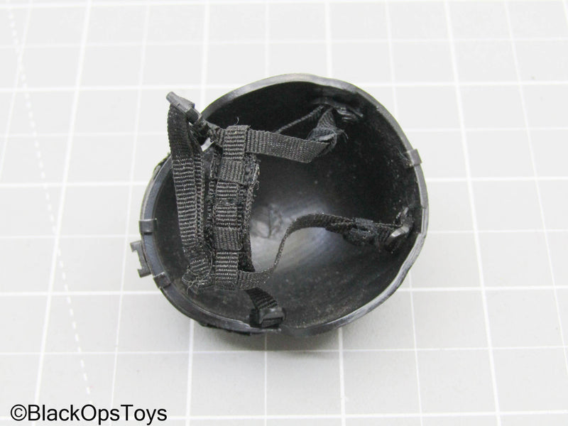 Load image into Gallery viewer, Black Tactical Helmet (DAM Toys)
