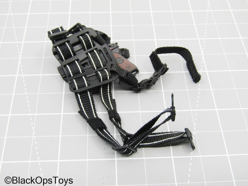 Load image into Gallery viewer, M9 Pistol w/MOLLE Holster (Solider Story)

