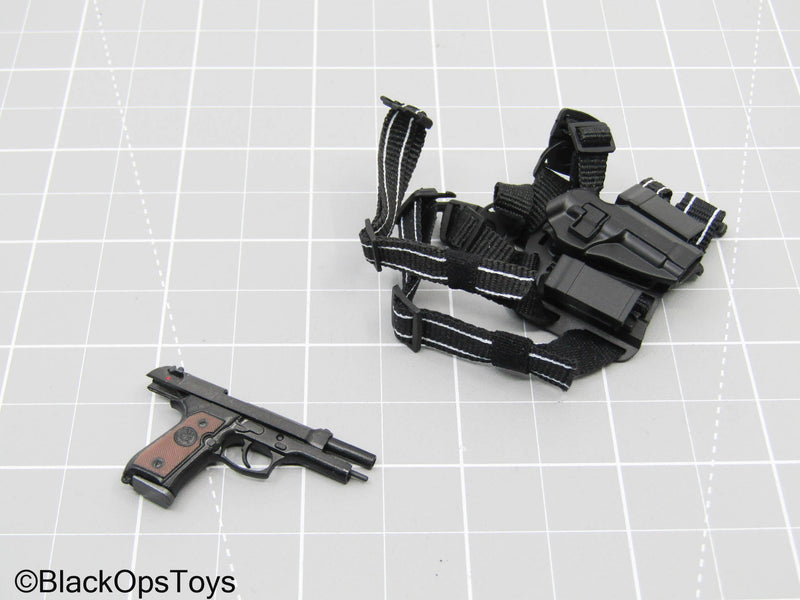 Load image into Gallery viewer, M9 Pistol w/MOLLE Holster (Solider Story)
