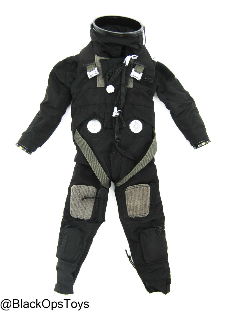Load image into Gallery viewer, Hypersonic Jet Mission Test Pilot - Complete Pressure Suit Set w/Helmet
