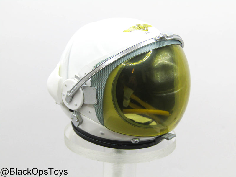 Load image into Gallery viewer, Hypersonic Jet Mission Test Pilot - Complete Pressure Suit Set w/Helmet
