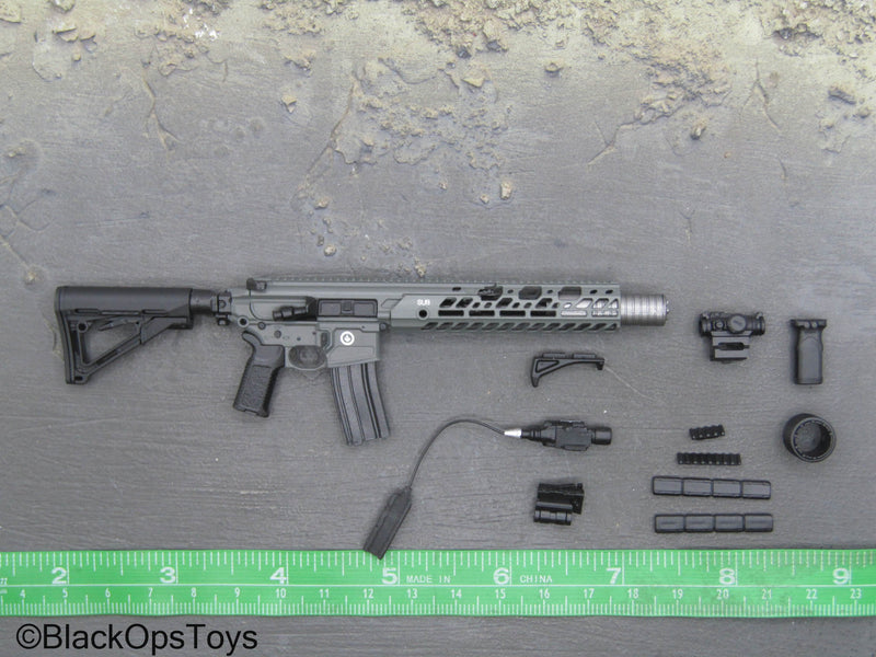 Load image into Gallery viewer, Dutch DS1 Riot Shield Version - MCX SUR300 Assault Rifle Set
