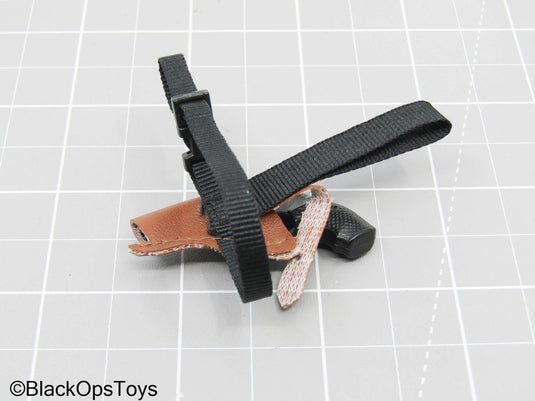 Revolver w/Drop Leg Holster