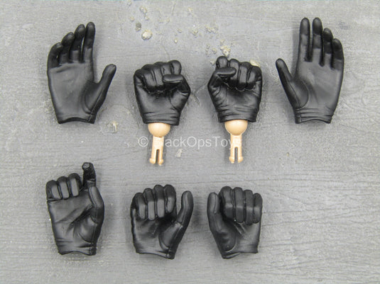 TDKR - Selina Kyle - Female Black Gloved Hand Set