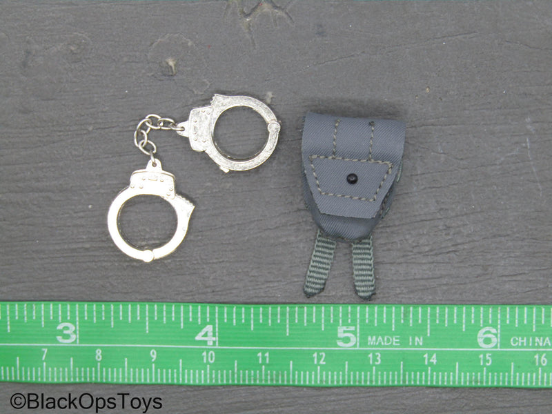 Load image into Gallery viewer, Dutch DSI Grenade Launcher Ver - Handcuffs w/ Grey MOLLE Pouch
