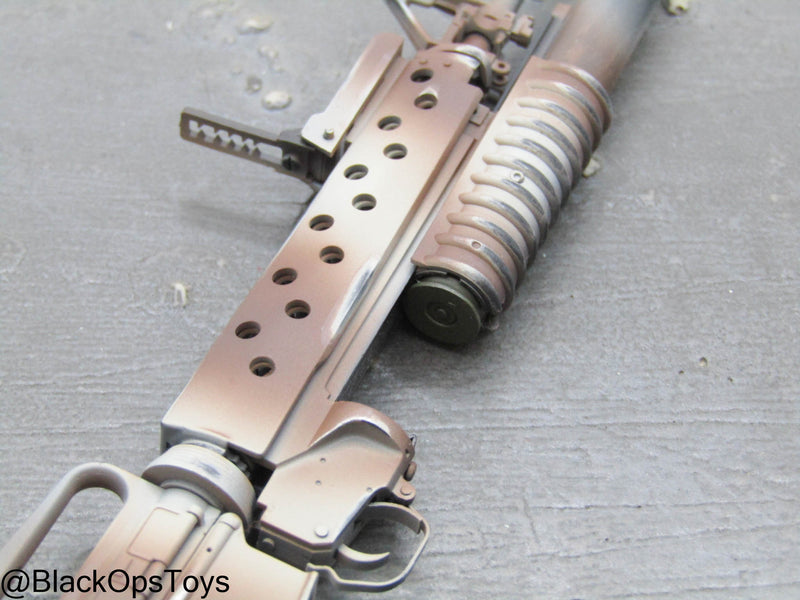 Load image into Gallery viewer, Bravo Two Zero - SAS Patrol Leader - Weathered C7 Rifle w/Grenade Launcher

